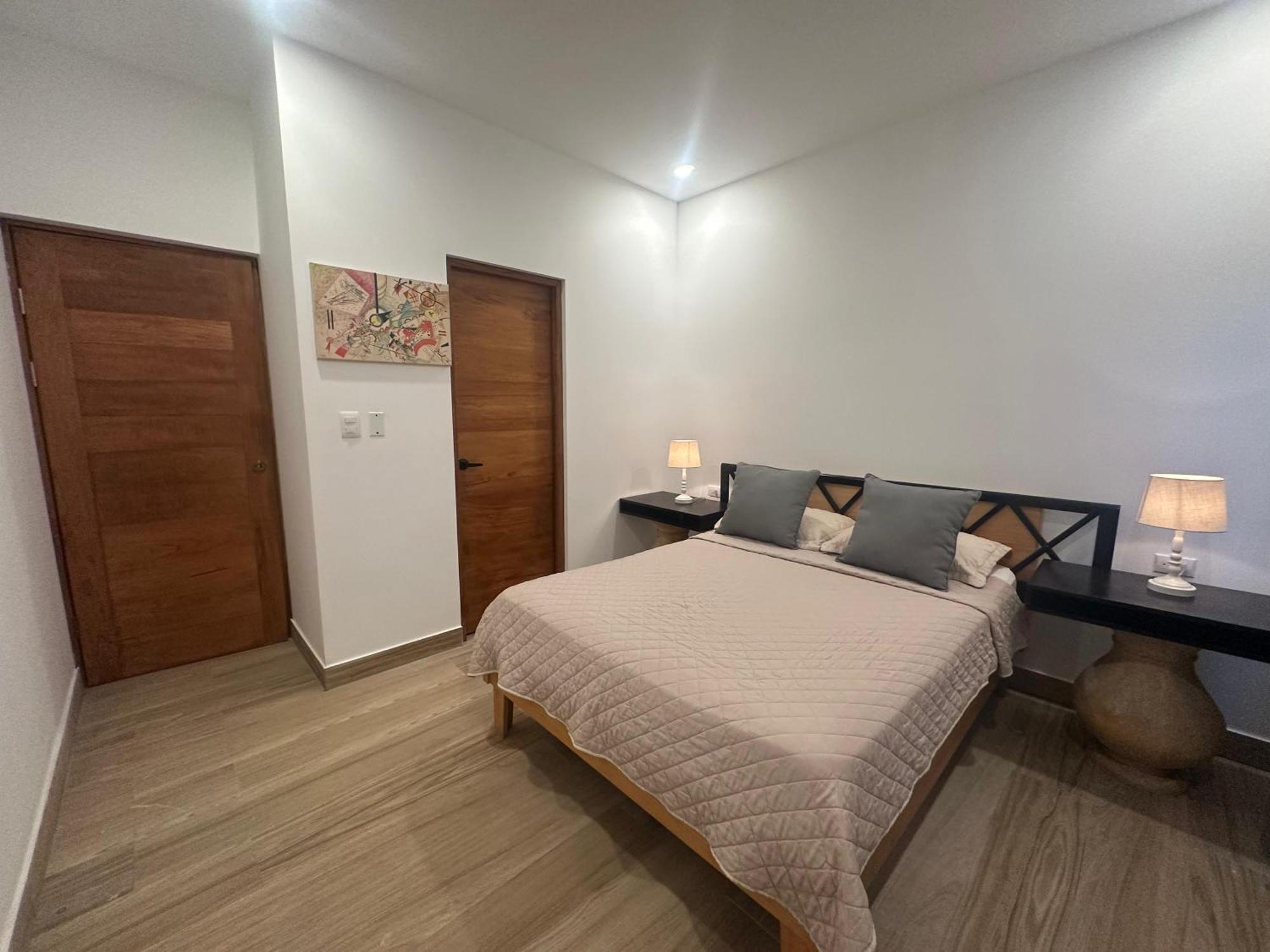 Private Fully Furnished Home At Wide Mouth Frog Hostel เกโปส ภายนอก รูปภาพ